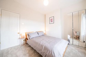 Host Stay Corner Cottage