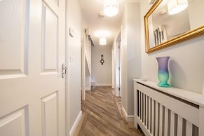 Host Stay Sparrow Cottage