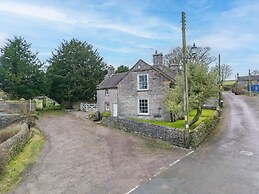 Host Stay Ivy Farm House - Wetton