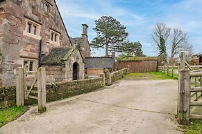 Host Stay Old Hall - Middle Mayfield