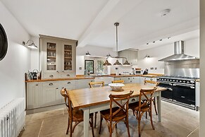 Host Stay Old Hall - Middle Mayfield