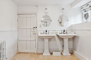 Host Stay Old Hall - Middle Mayfield