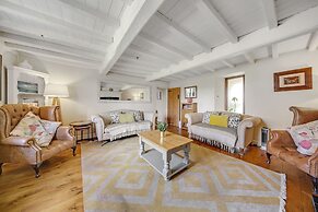 Host Stay Lakeview Cottage - Upper Hulme