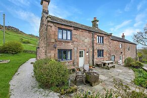 Host Stay Lakeview Cottage - Upper Hulme