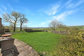 Host Stay Lakeview Cottage - Upper Hulme