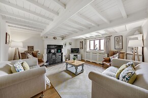 Host Stay Lakeview Cottage - Upper Hulme