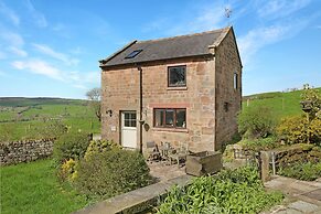 Host Stay Little Barn - Upper Hulme