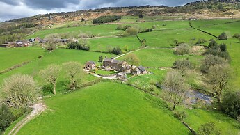 Host Stay Little Barn - Upper Hulme