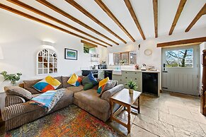 Host Stay Little Barn - Upper Hulme