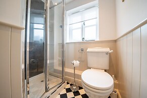 Host Stay Chimney Pots Cottage