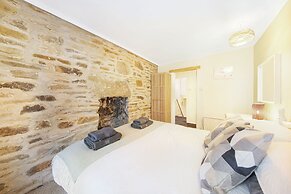 Host Stay Batemill Cottage