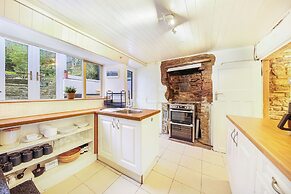 Host Stay Batemill Cottage