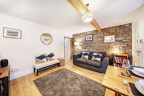 Host Stay Batemill Cottage