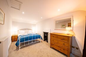 Host Stay Well Farm Cottage