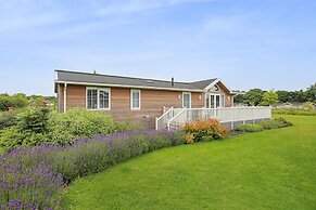 Host Stay Mahonia Lodge