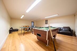 Host Stay Robin s Nest