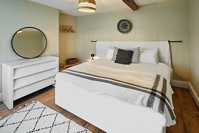 Host Stay Paradise Farm