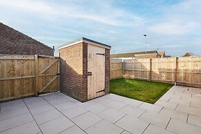 Host Stay Middle Cottage