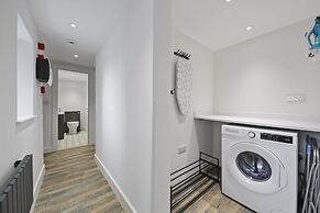 Host Stay The Staffordshire Knot