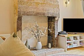 Host Stay Elsie s Escape