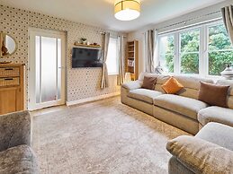 Host Stay Cedar Cottage