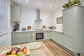 Host Stay The Coach House Apartment 1