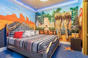 Ultimate Hollywood Themed Mansion for Big Groups