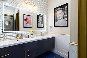 Ultimate Hollywood Themed Mansion for Big Groups