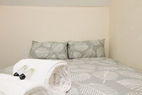 Room 5 Mayflower road guest house