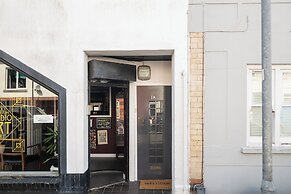 Tranquil Pontcanna Mews