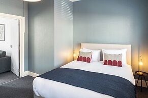 Tranquil Pontcanna Mews