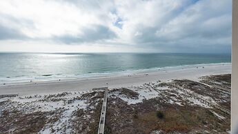Phoenix East 1205 1 Bedroom Condo