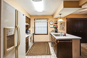 View West Lakefront Cottage 4 Bedroom Cottage