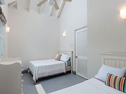 Inch By Inch 3 Bedroom Home by Bluescape