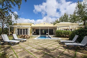 Inch By Inch 3 Bedroom Home by Bluescape