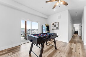 Cm132-6 -summer Breeze- Sleeps 17 6 Bedroom Home