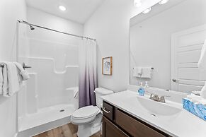 Cm132-6 -summer Breeze- Sleeps 17 6 Bedroom Home