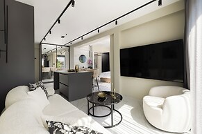 Ophelia Suites by halu