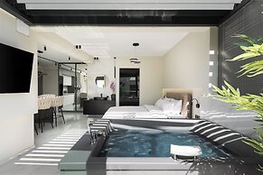 Ophelia Suites by halu