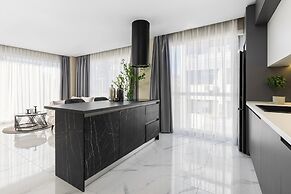 Ophelia Suites by halu