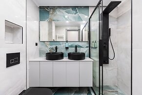 Ophelia Suites by halu