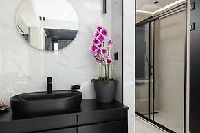 Ophelia Suites by halu