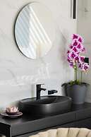 Ophelia Suites by halu