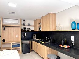 Hyde Park Terrace - by Living