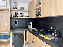 Hyde Park Terrace - by Living