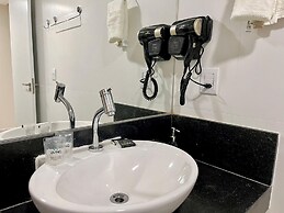 Hyde Park Terrace - by Living