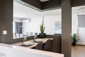 Spacious and Sunlit Seaside Flat