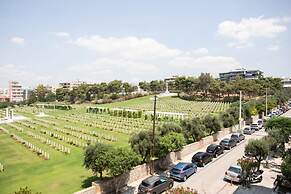 Spacious and Sunlit Seaside Flat