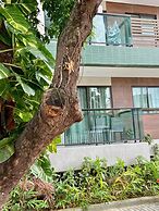 Flat a 120 metros das Piscinas Naturais