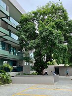 Flat a 120 metros das Piscinas Naturais